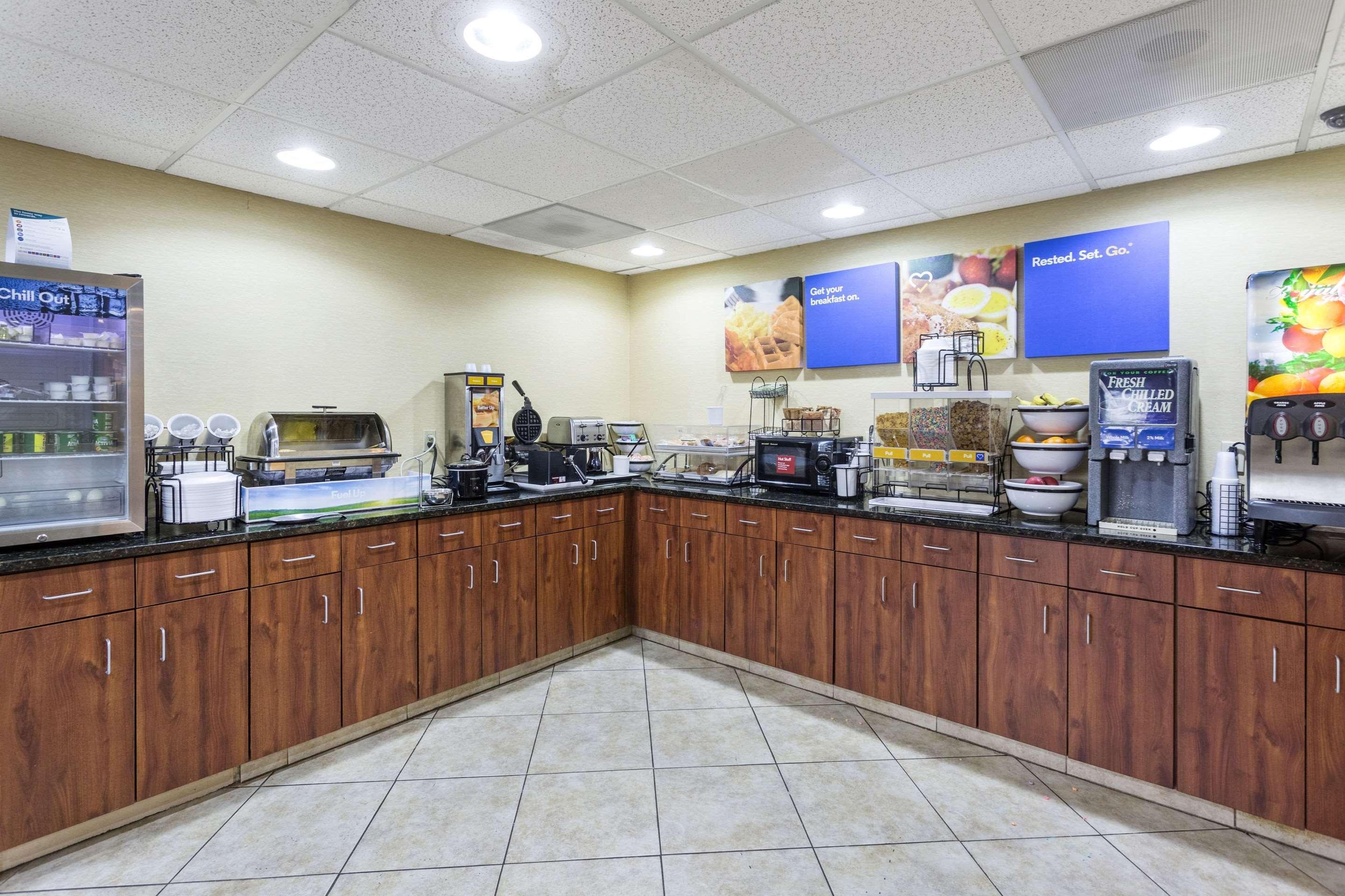 Comfort Inn Decatur Priceville Exterior photo